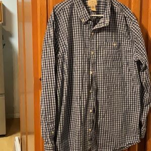 Men’s long sleeved button down collar shirt size XLT